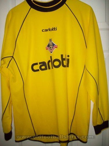 Oldham Athletic Goalkeeper football shirt 2005 - 2006