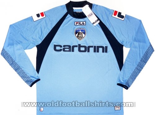 Oldham Athletic Goalkeeper football shirt 2012 - 2013