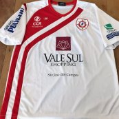 Home football shirt 2010