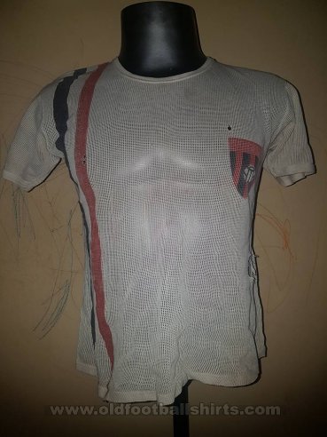 ortuguesa Fútbol Club Home football shirt 1974 - 1975