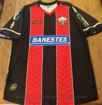 Serra Futebol Clube Home football shirt 2011 - 2012