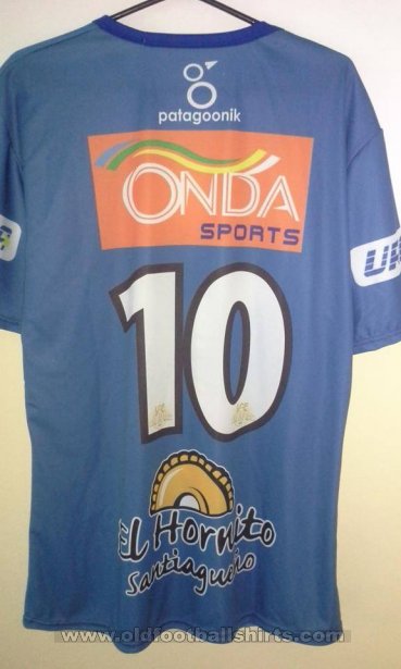 Defensores Juveniles Home football shirt 2013