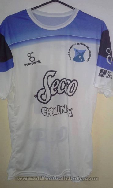 Defensores Juveniles Away football shirt 2015