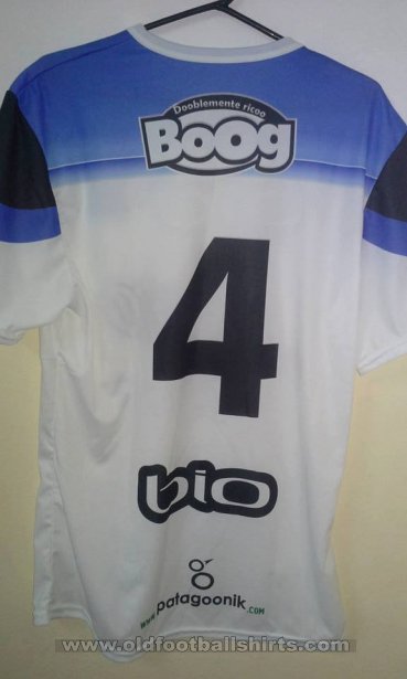Defensores Juveniles Away football shirt 2015