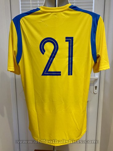 Newport (Isle of Wight) Home football shirt 2020 - 2021
