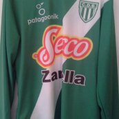 Home football shirt 2012