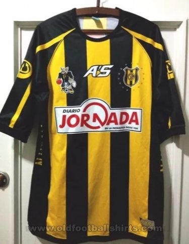 Deportivo Madryn Home football shirt 2006 - 2007