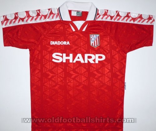 Dynamo Bucharest Home football shirt 1997 - 1998