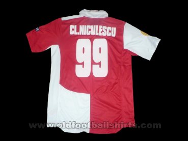 Dynamo Bucharest Home football shirt 2009
