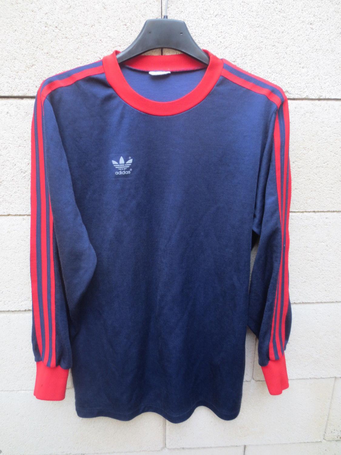 CSA Steaua București Unknown shirt type 1986 - ?. Sponsored by no sponsor