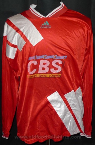 CSA Steaua București Home football shirt 1994 - 1995