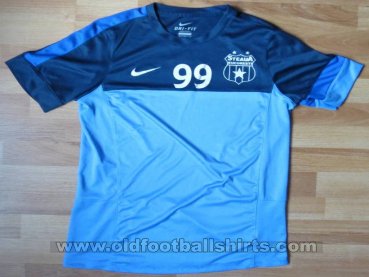 CSA Steaua București Training/Leisure football shirt 2012 - 2013