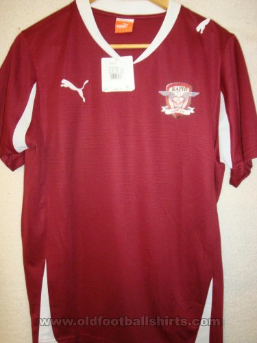 Rapid Bucharest Home football shirt 2010 - 2011