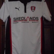 Rotherham United Выездная футболка 2014 - 2015 sponsored by Shedlands