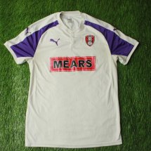 Rotherham United Fora camisa de futebol 2017 - 2018 sponsored by Mears