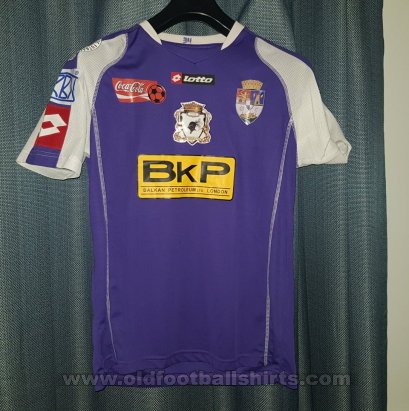 Poli Timisoara Home football shirt 2009 - 2010