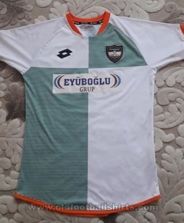 Büyükcekmece Tepecikspor Home football shirt 2017 - 2018