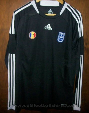Univ Craiova Goalkeeper football shirt 2008 - 2009