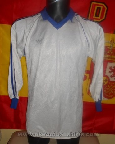 Univ Craiova Home football shirt 1982 - 1983
