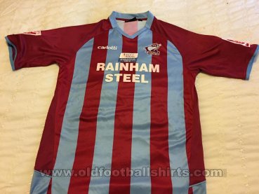 Scunthorpe United Home football shirt 2009 - 2010