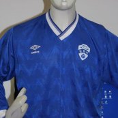 Home football shirt 1999 - 2000