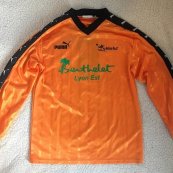 Home football shirt 1998 - 2005