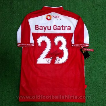 Madura United Home football shirt 2018 - 2019