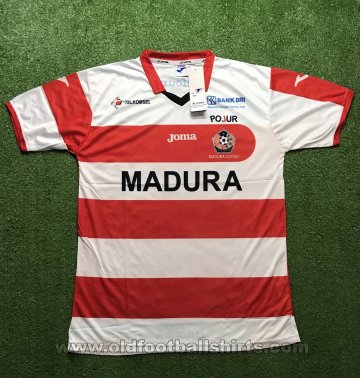 Madura United Home football shirt 2014 - 2015
