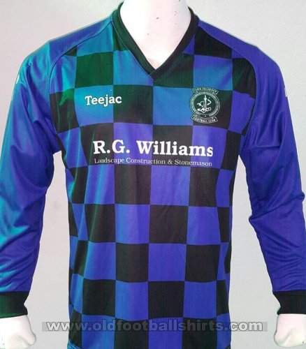 Llanfairpwll FC Home futbol forması 2018 - 2019