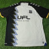 Uit  voetbalshirt  2021 - 2022