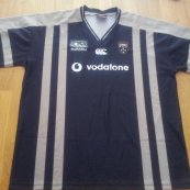 Home football shirt 1999 - 2002