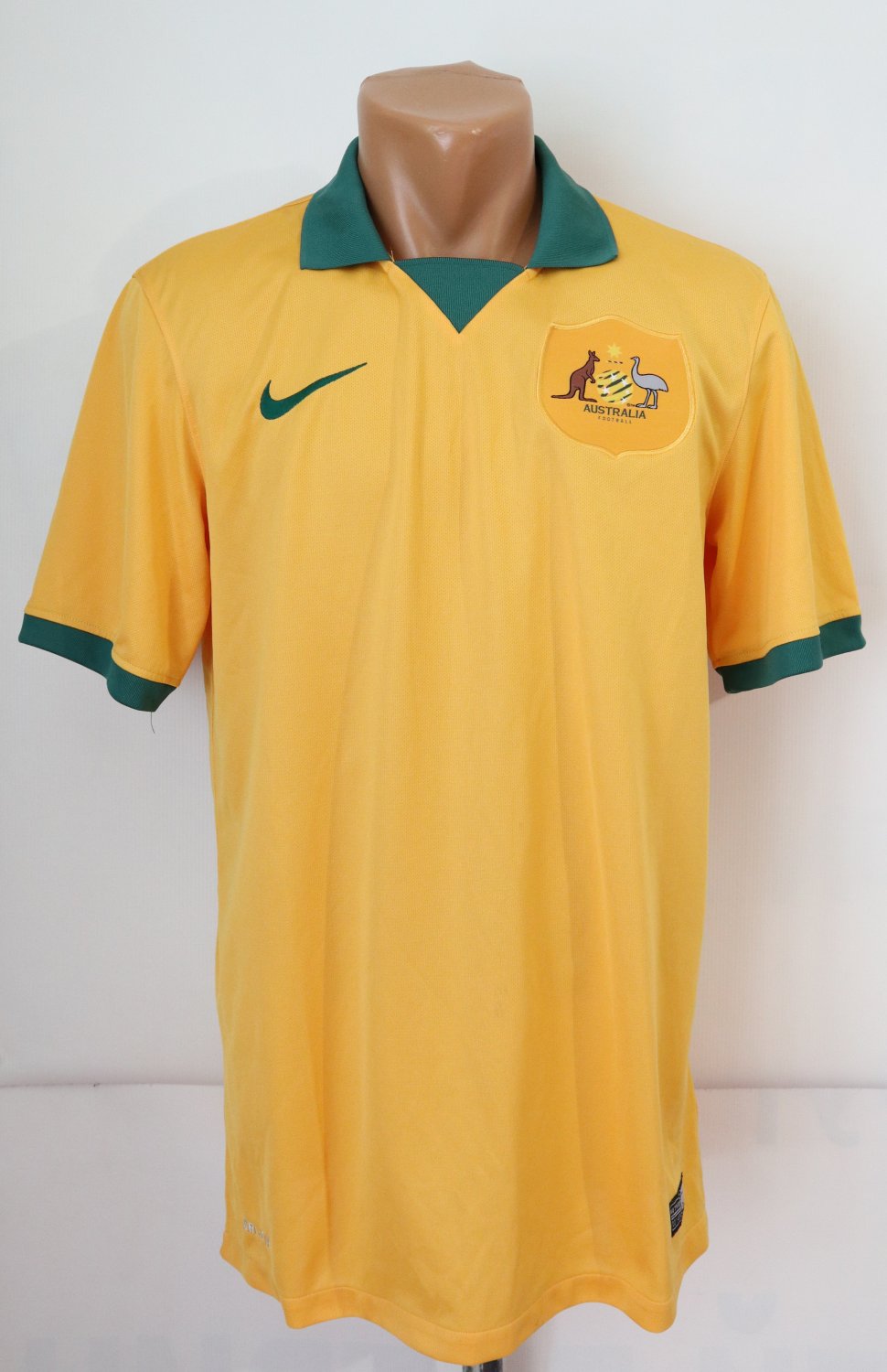 Australia Home football shirt 2014 2016.