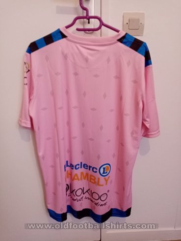 FC Chambly Third football shirt 2020 - 2021