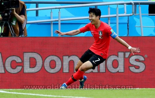 South Korea Home football shirt 2018 - 2020