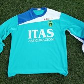 Pordenone Calcio Goalkeeper football shirt 2013 - 2014