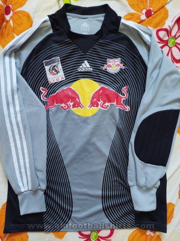 Red Bull Salzburg Goalkeeper football shirt 2006 - 2007