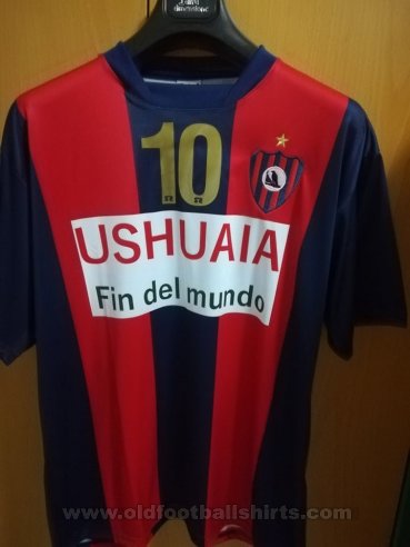 Los Cuervos del Fin del Mundo de Ushuaia Home football shirt 2016 - 2017