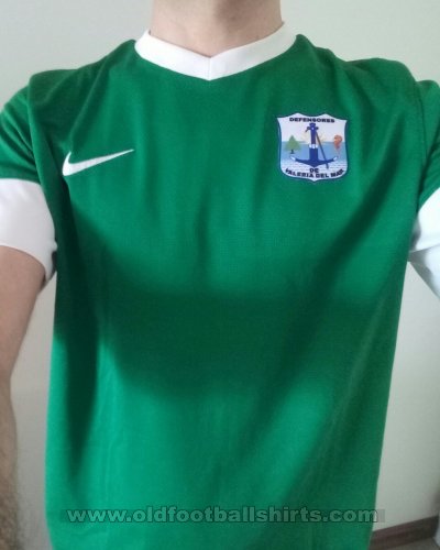 Defensores Valeria del Mar. Away football shirt 2014 - 2015
