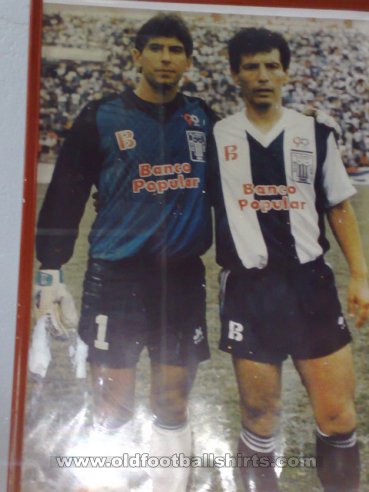Alianza Lima Home football shirt 1991