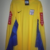 Penjaga gol baju bolasepak 2011 - 2012