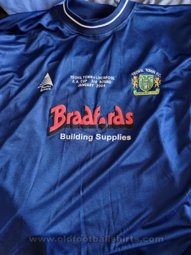 Yeovil Town Goalkeeper football shirt 2003 - 2004