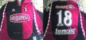 FBC Melgar Home football shirt 2005