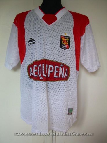 FBC Melgar Away football shirt 2004
