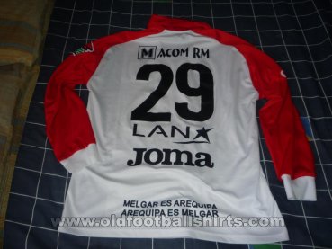 FBC Melgar Away football shirt 2009