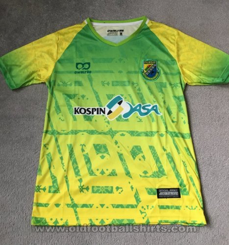 Persip Kota Pekalongan Home football shirt 2017 - 2019