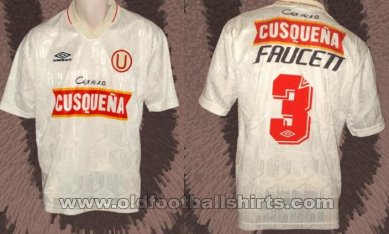 Universitario Home football shirt 1996