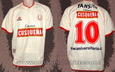 Universitario Home football shirt 2001