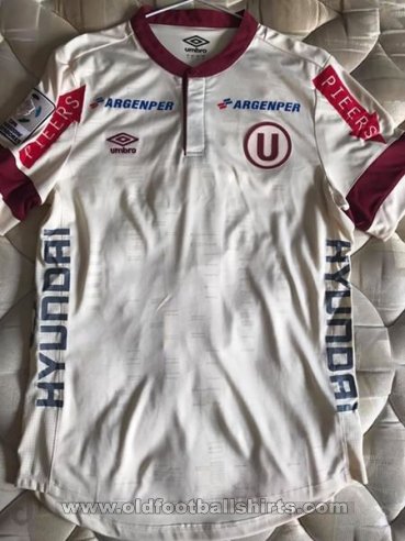 Universitario Home football shirt 2014