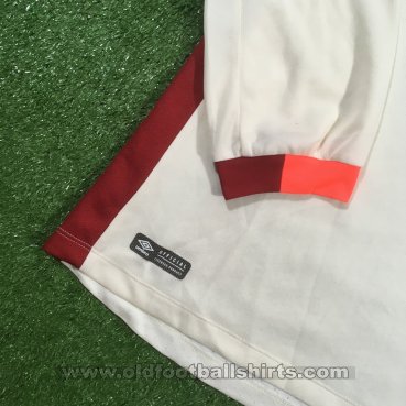 Universitario Home football shirt 2017