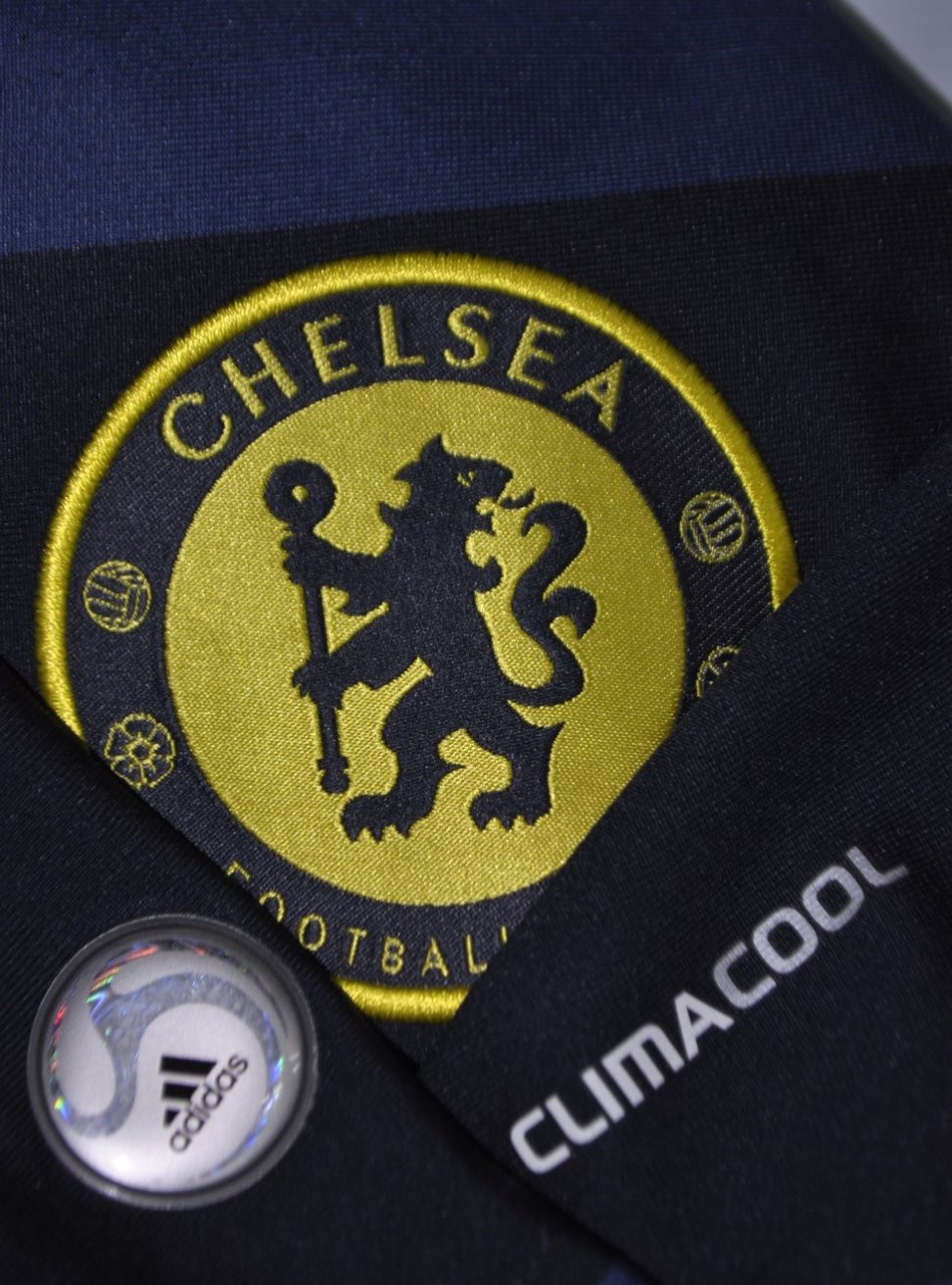 Chelsea Away football shirt 2009 - 2010. Sponsored by Samsung